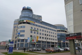 БЦ "NemigaCity". г. Минск, ул. Немига, 40. Интегрированные в витраж окна из системы W62.